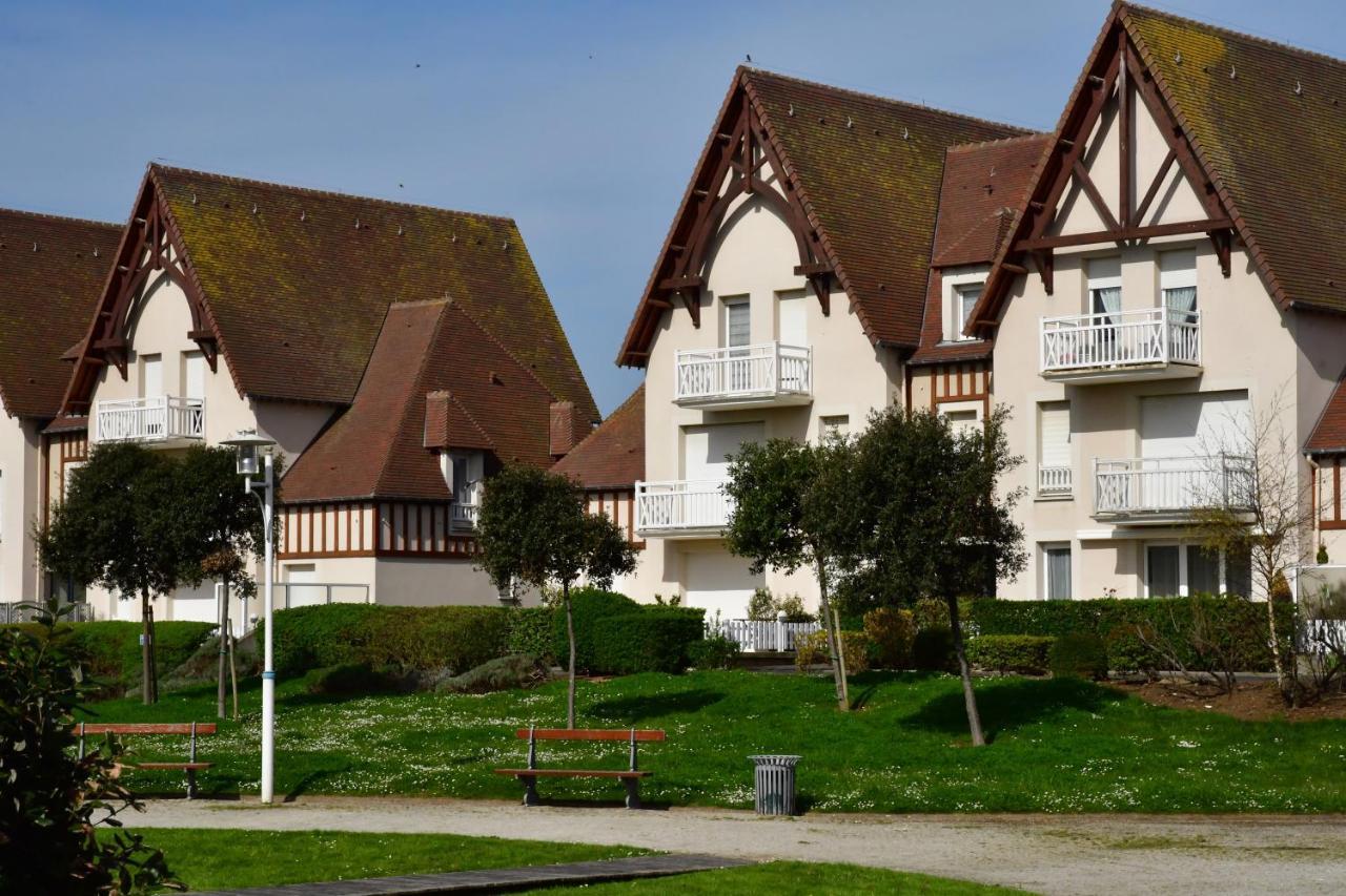 Appartement Pres Du Port Centre Et Plage - Vue Mer Courseulles-sur-Mer Zewnętrze zdjęcie
