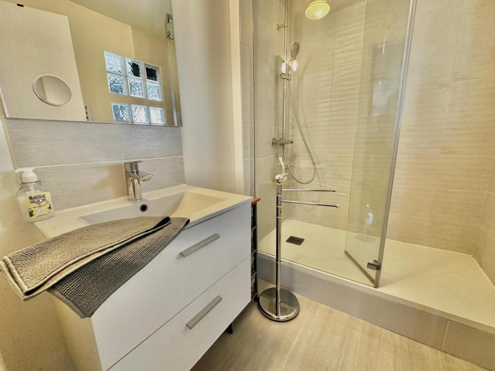 Appartement Pres Du Port Centre Et Plage - Vue Mer Courseulles-sur-Mer Zewnętrze zdjęcie